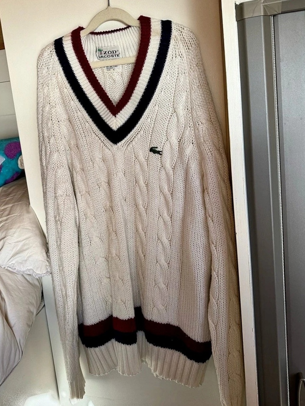 VTG 80s Izod Lacoste 100% Acrylic Cricket Sweater Deep V-Neck Size L